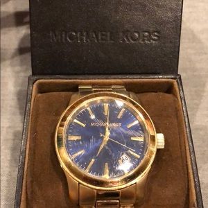 Runway Oversized Men's Gold Tone Navy Dial Watch